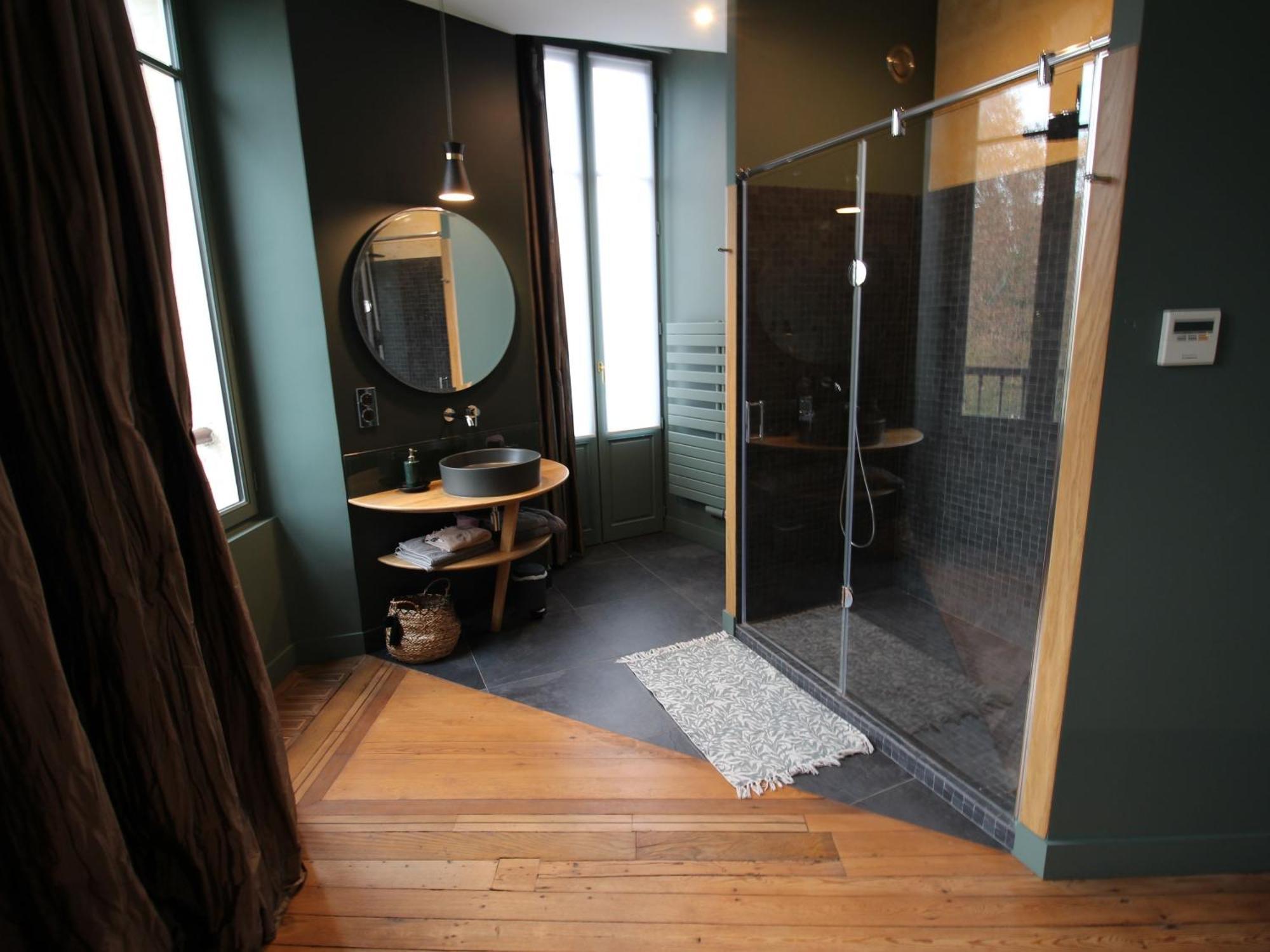 B&B L'Escapade Bordelaise - Cote Jardin Bordeaux Bilik gambar